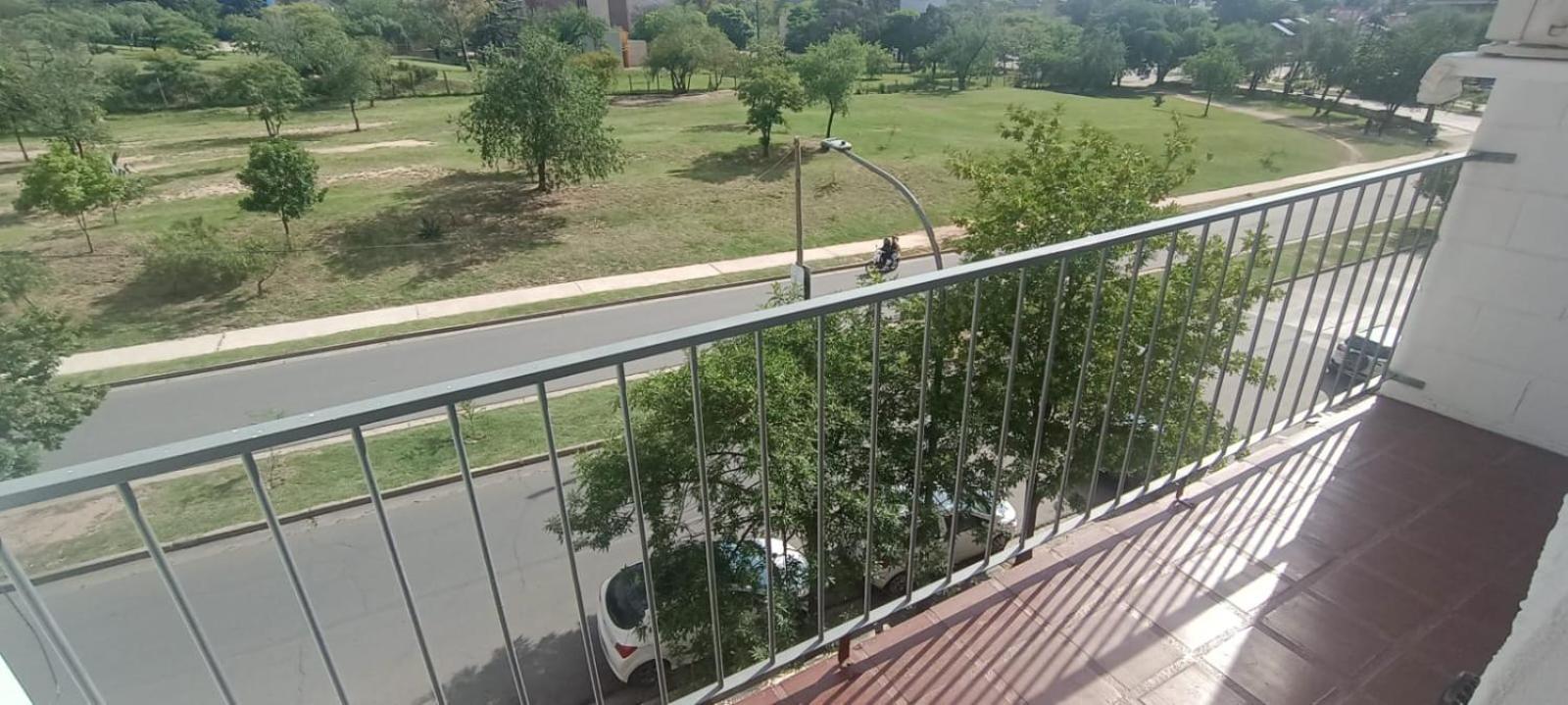 Apartamento Departamento Frente A La Ciudad Universitaria